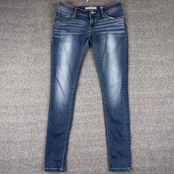 BKE Buckle Stella Jeans Women's 26L (30x30) Blue Denim Whisker Skinny Stretch - Picture 1 of 8